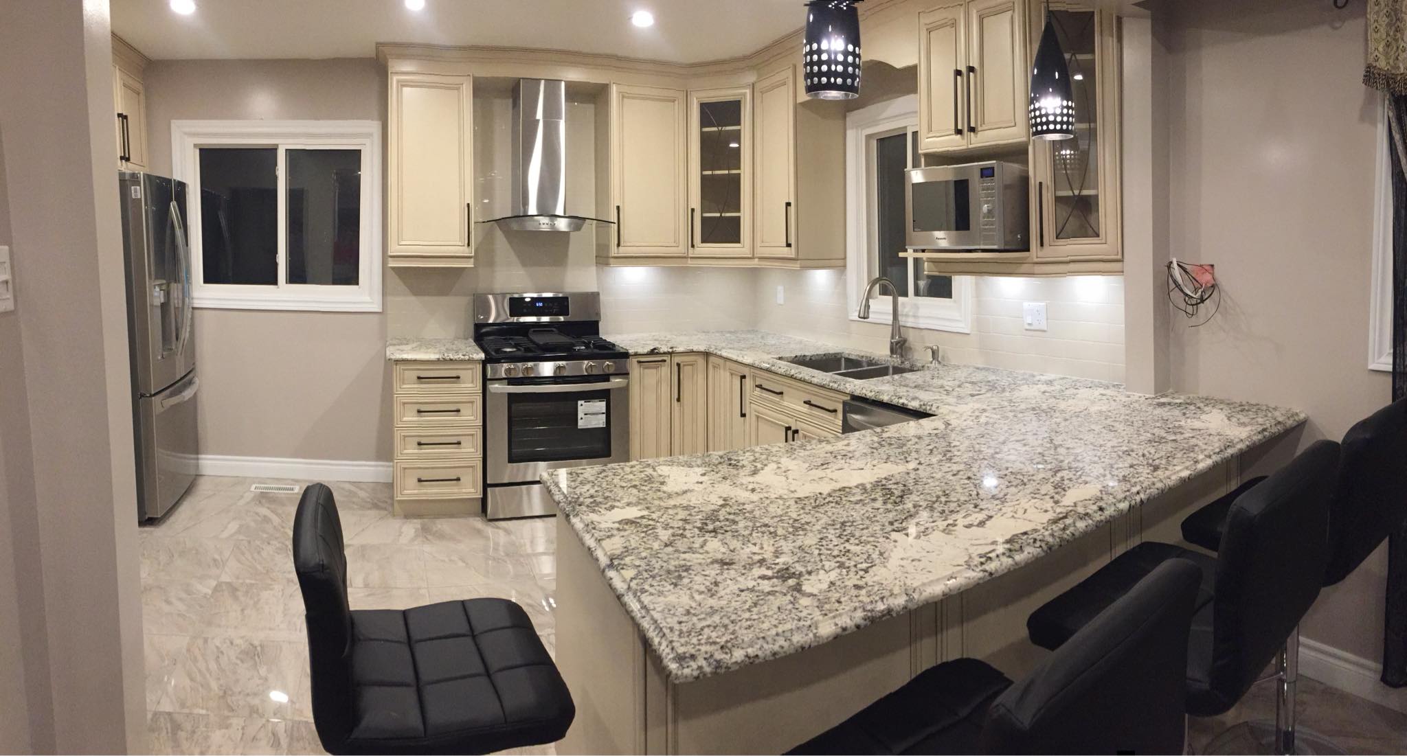 Lawrence Park Chef's Entertainment Kitchen